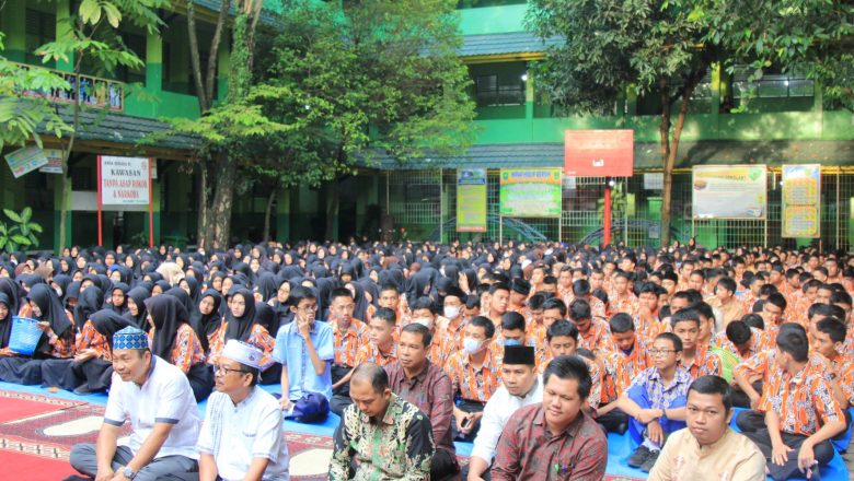SMK Negeri 1 Pekanbaru Peringati Isra’ Mi’raj Nabi Muhammad Saw. 1444 H