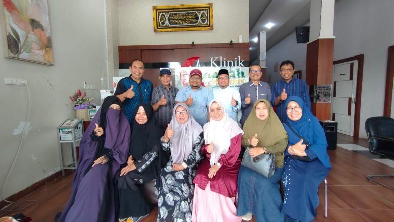 Koperasi Pegawai Negeri KPRI  SMK Negeri 1 Pekanbaru Kunjungi Koperasi Syariah Amanah Riau Kepri.