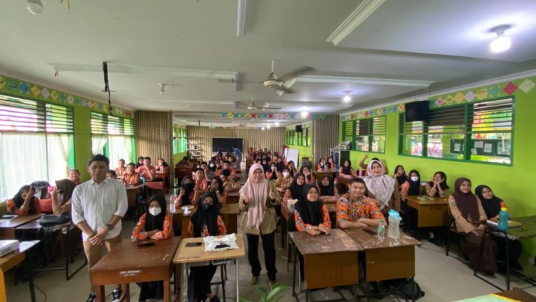 Sosialisasi ABAT ( Aku Bangga Aku Tahu) Puskesmas Kecamatan Lima Puluh Kota Pekanbaru
