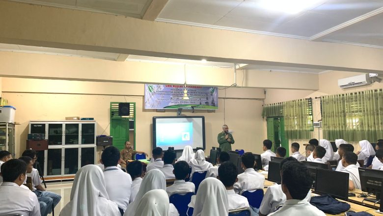 Pembekalan Eksternal Siswa Kelas XI SMK Negeri 1 Pekanbaru Sebelum Pelaksanaan PKL