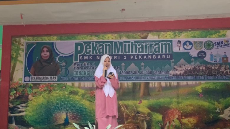 Lomba Ceramah Pekan Muharram Tahun 1445 H di SMK Negeri 1 Pekanbaru.