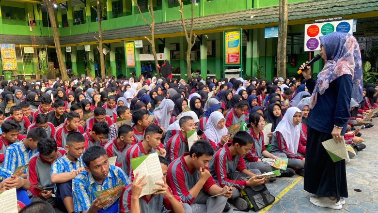 Sosialisasi di SMK Negeri 1 Pekanbaru yang bertema “Mau Kemana Setelah SMK”