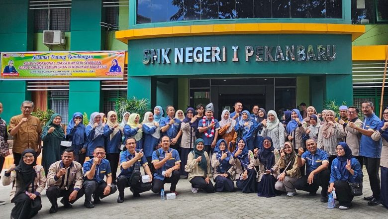 SMK Negeri 1 Pekanbaru Terima Kunjungan Kolej Vokasional Juasseh Negeri Sembilan Malaysia