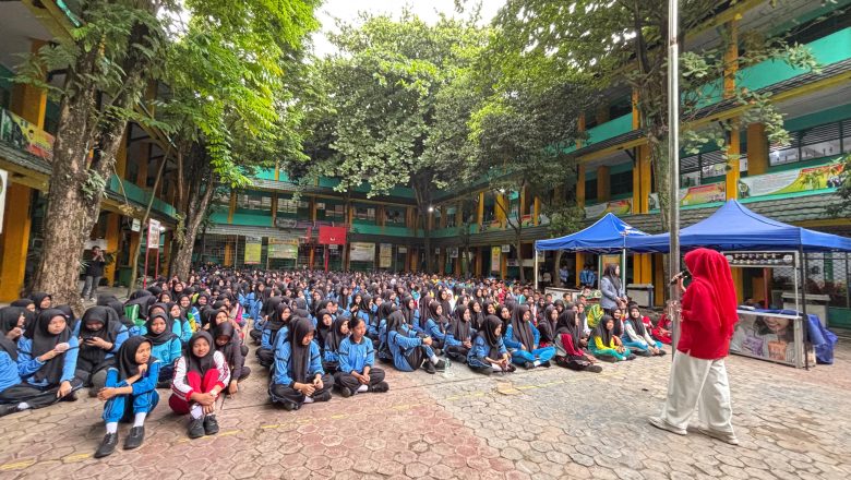 Semarak Lomba HUT Kemerdekaan RI ke-80 di SMKN 1 Pekanbaru
