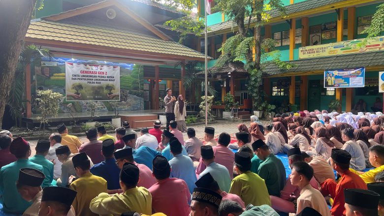 Gen-Z Polda Riau Gaungkan Cinta Lingkungan dan Keselamatan di SMKN 1 Pekanbaru