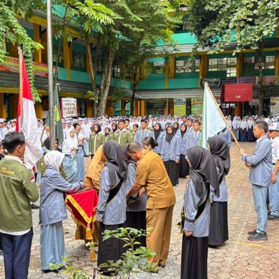 Estafet Kepemimpinan OSIS & MPK SMKN 1 Pekanbaru: Semangat Baru, Harapan Baru