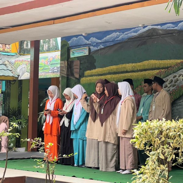 Menebar Cahaya Iman: Siswa MPLB SMKN 1 Pekanbaru Isi Pagi dengan Imtaq Bermakna