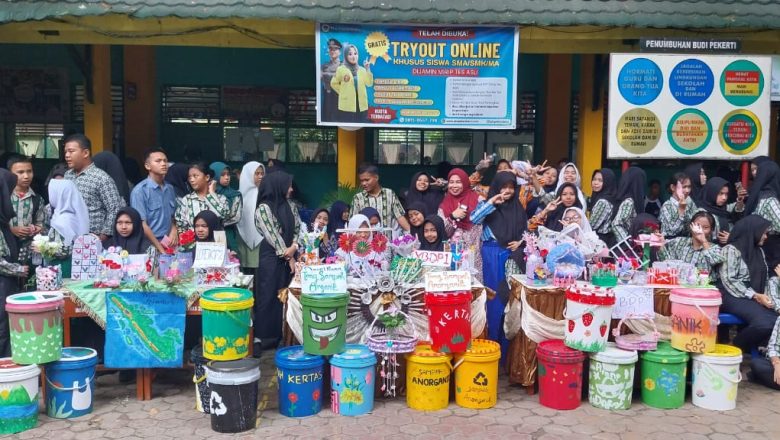 Kreasi Tanpa Batas: Gebyar Kokurikuler SMKN 1 Pekanbaru 2025