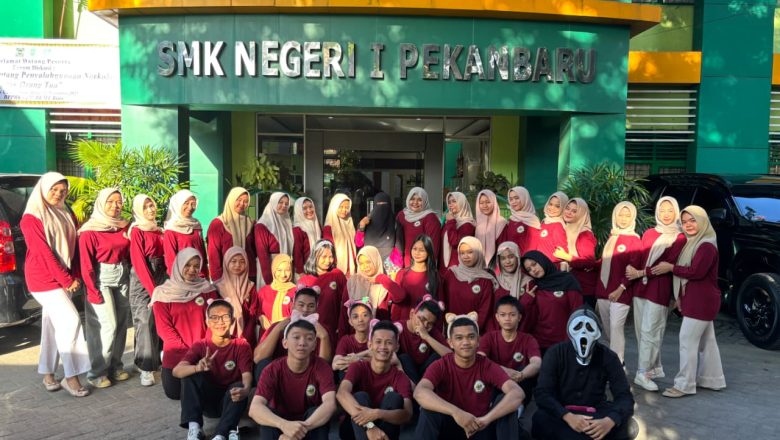 Kreativitas Meledak! Siswa XI ULP Pukau Penonton dalam Ajang Ekspresi Gaya Pelajar 2025