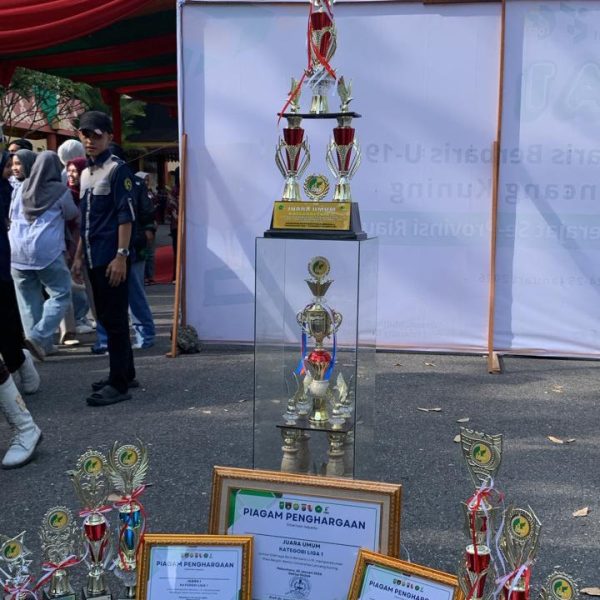 Pasus SMKN 1 ikuti LOBB U-19 dan Borong Piala Kemenangan