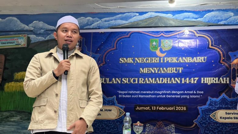 SMK N 1 Pekanbaru Sambut Bulan Suci Ramadhan 1447 Hijriah dengan Hadirkan Ustad Dr. H. Doni Putra LC, M.HUM