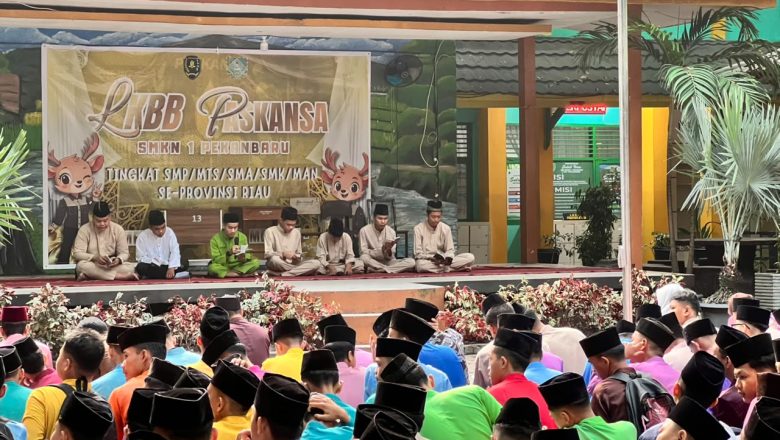 Kegiatan Imtaq Jumat di SMK Negeri 1 Pekanbaru